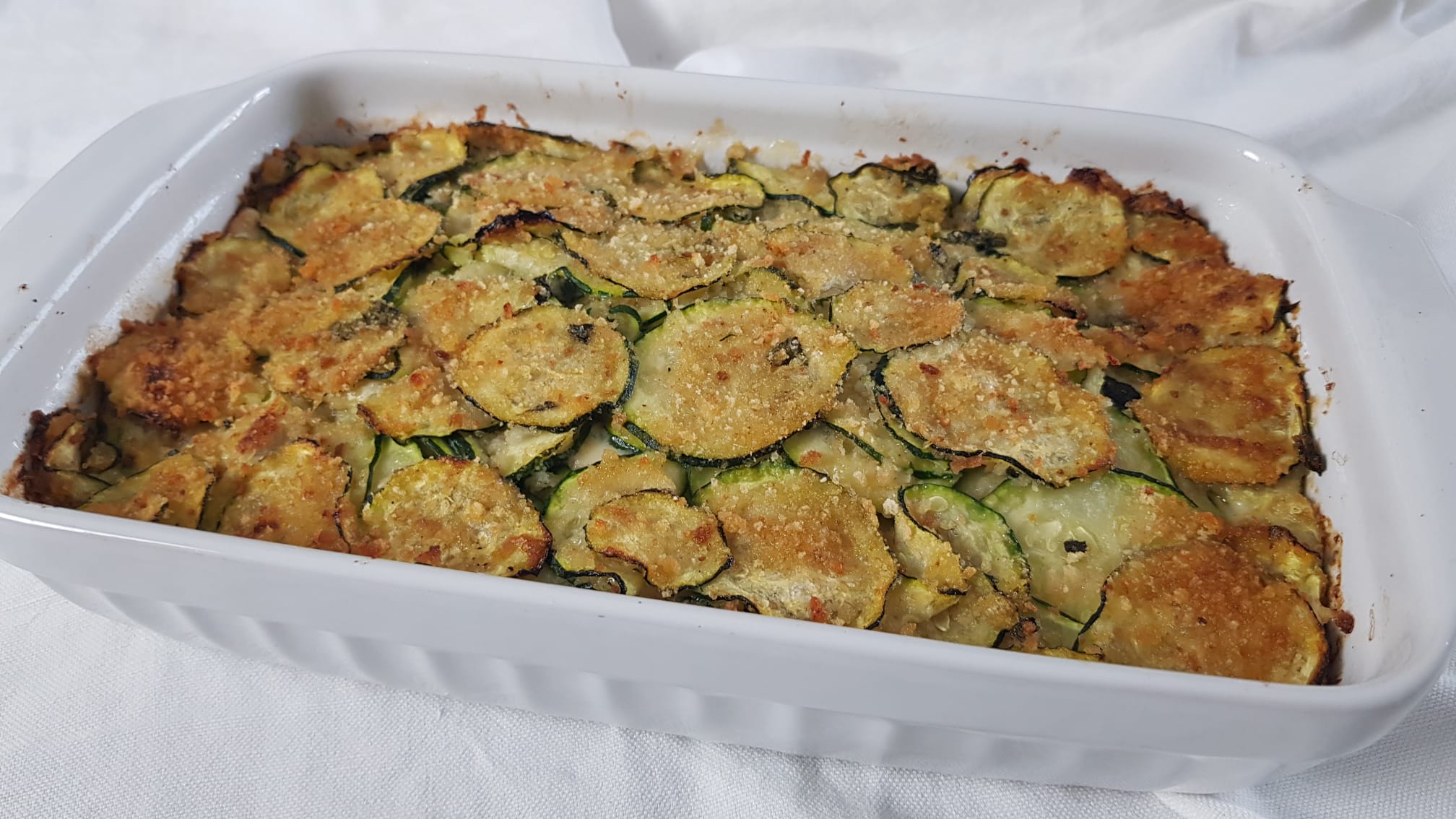 Zucchine al Forno, Filanti e Profumate: la Ricetta Facile, e irresistibile pronta in 30 minuti!