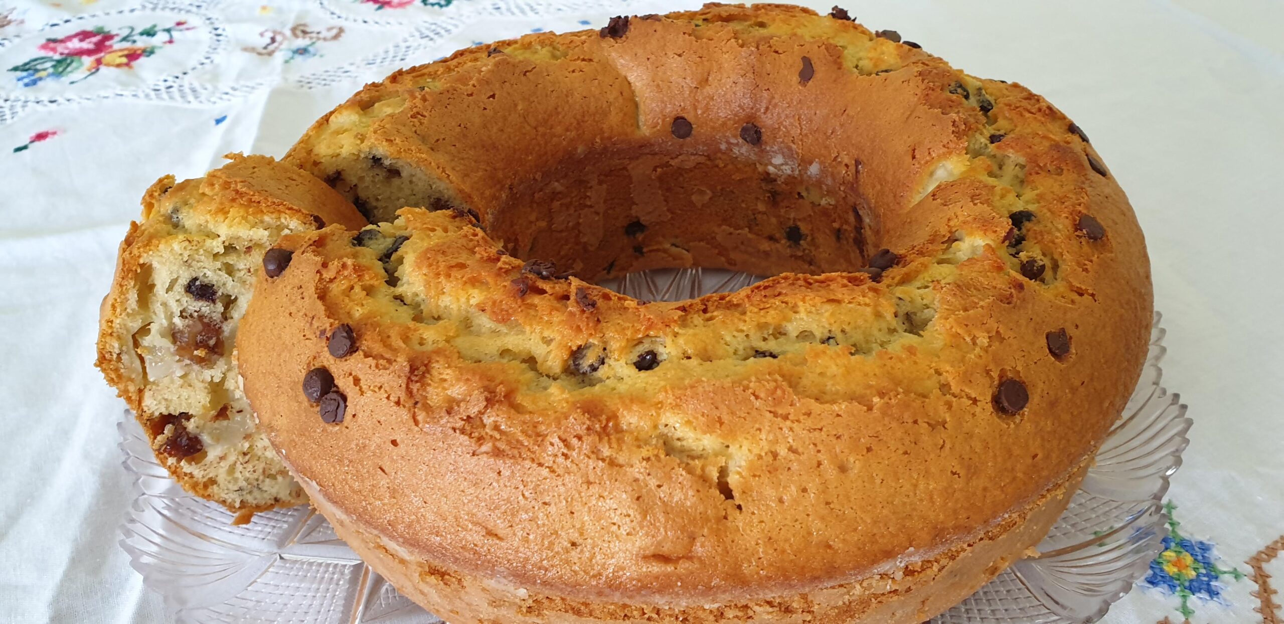 Ciambellone goloso d'autunno: facilissimo e irresistibile